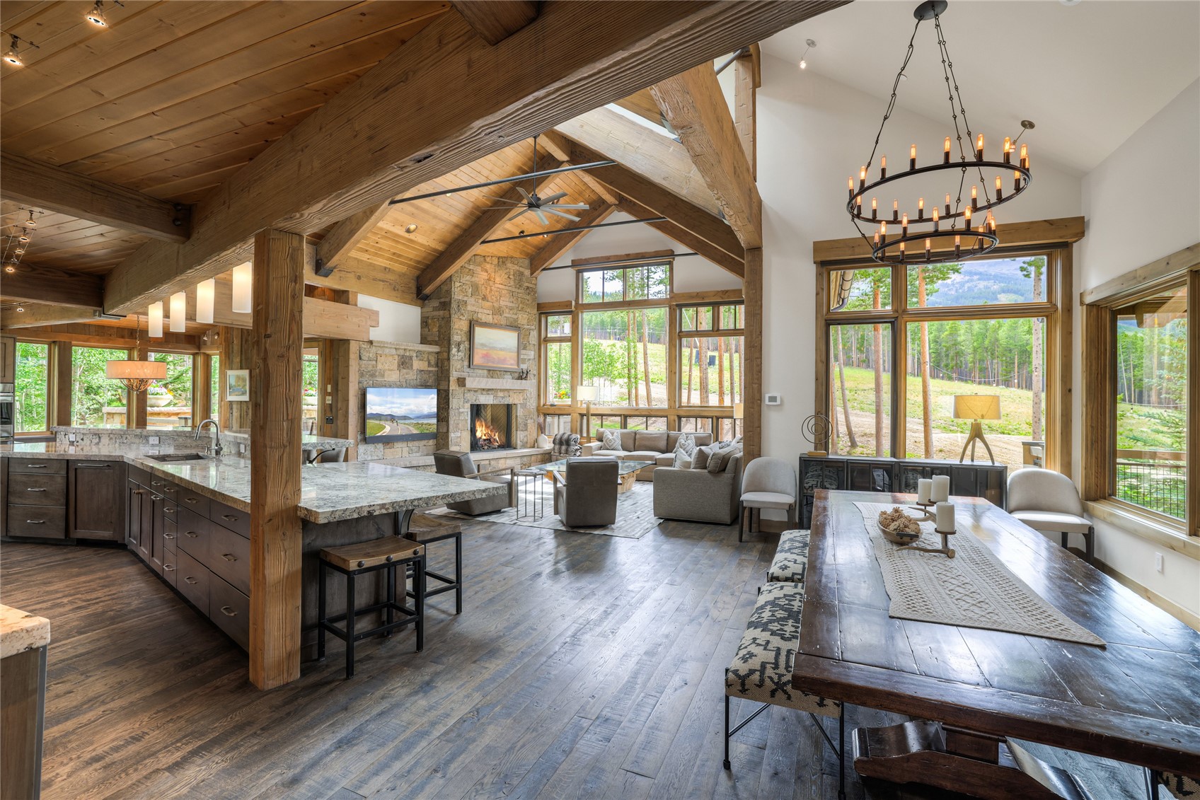 422 Timber Trail ROAD