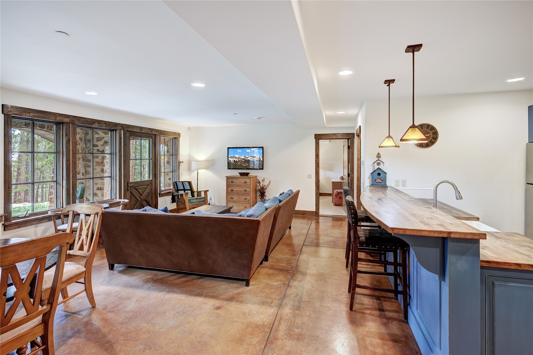 456 Peerless DRIVE