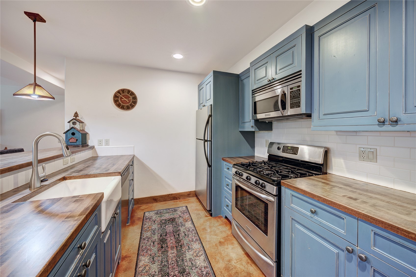 456 Peerless DRIVE