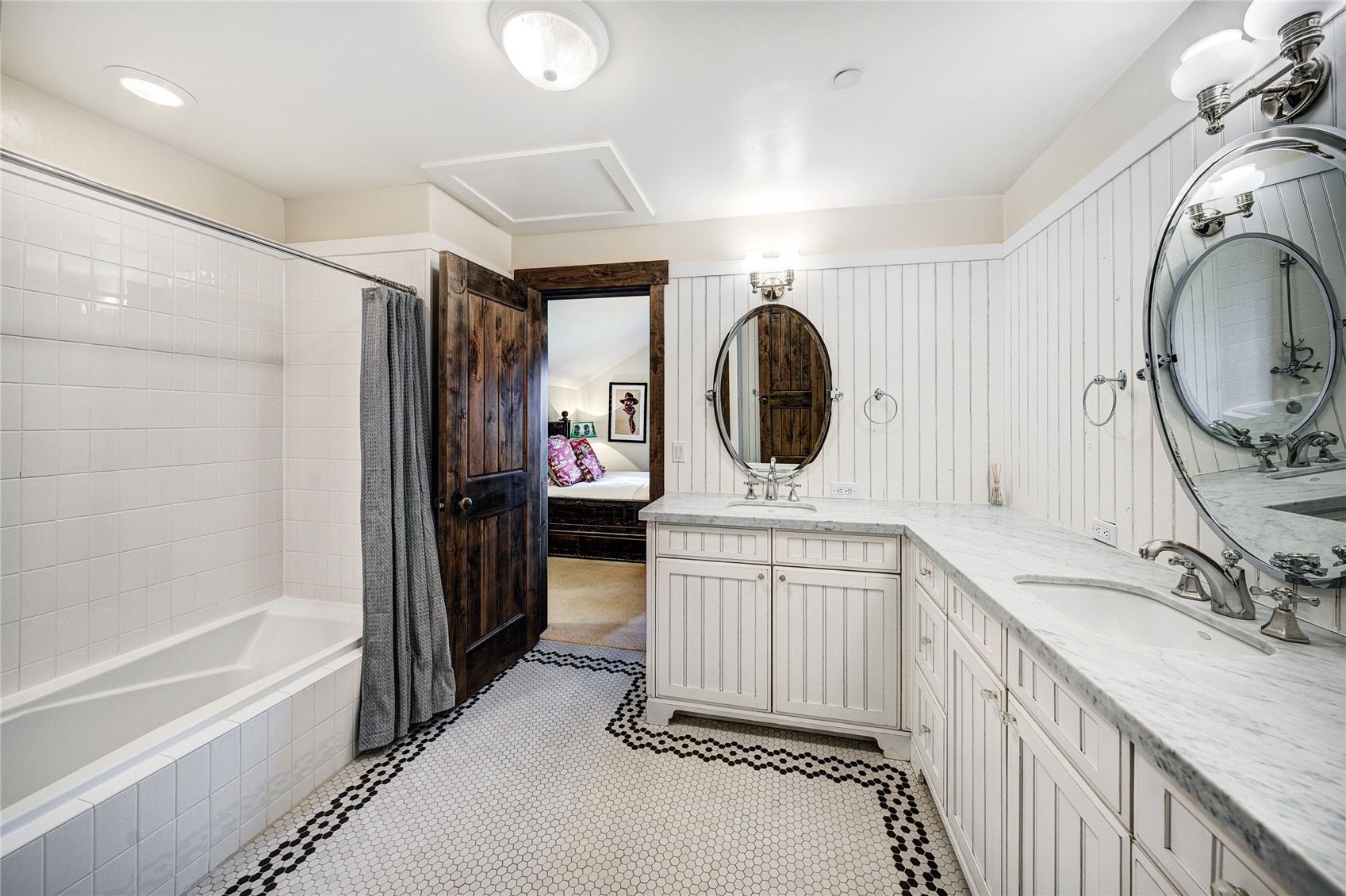 456 Peerless DRIVE