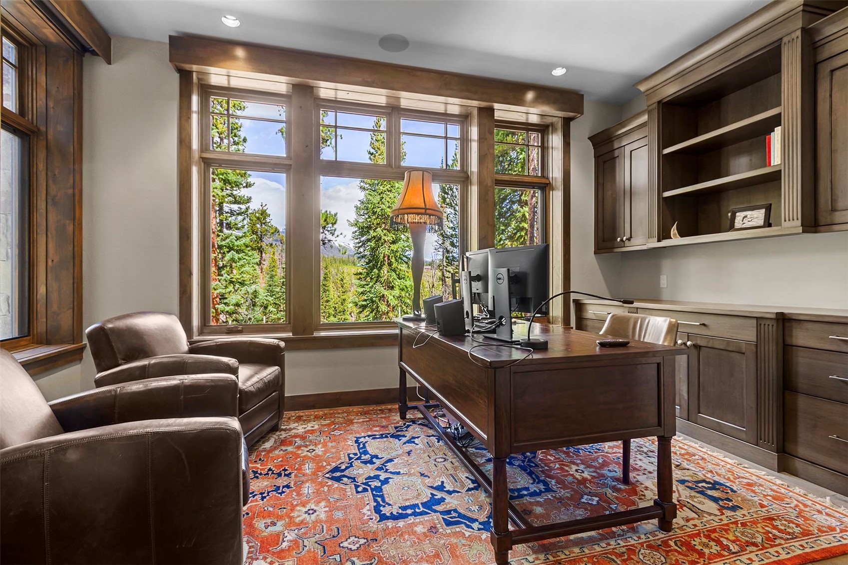 584 Peerless DRIVE