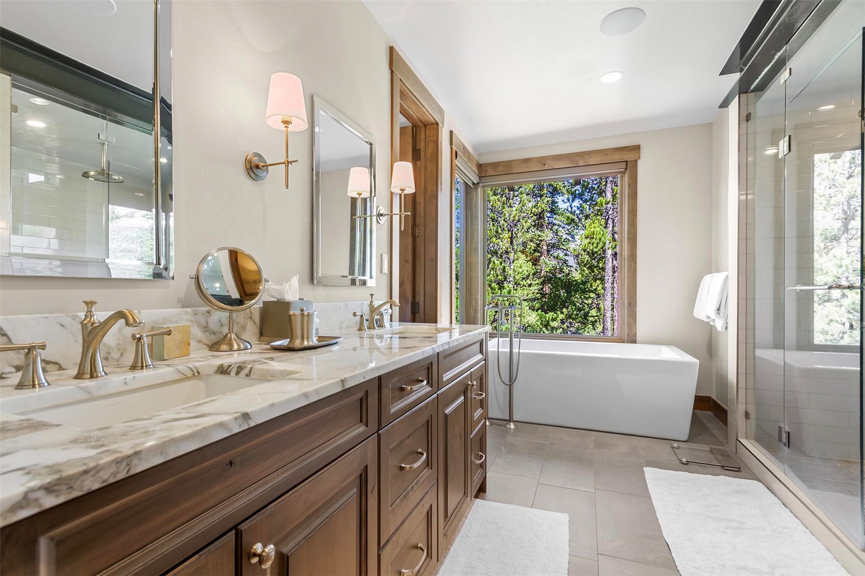 584 Peerless DRIVE