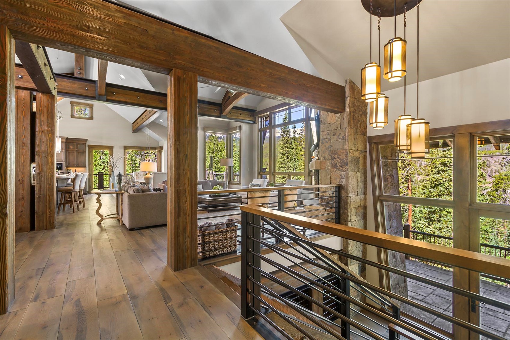 584 Peerless DRIVE