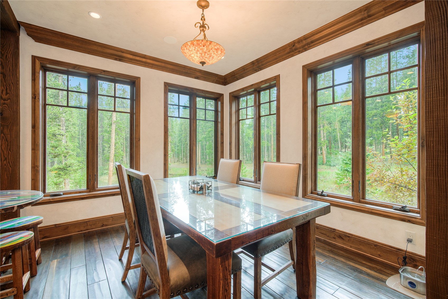 327 Peerless DRIVE
