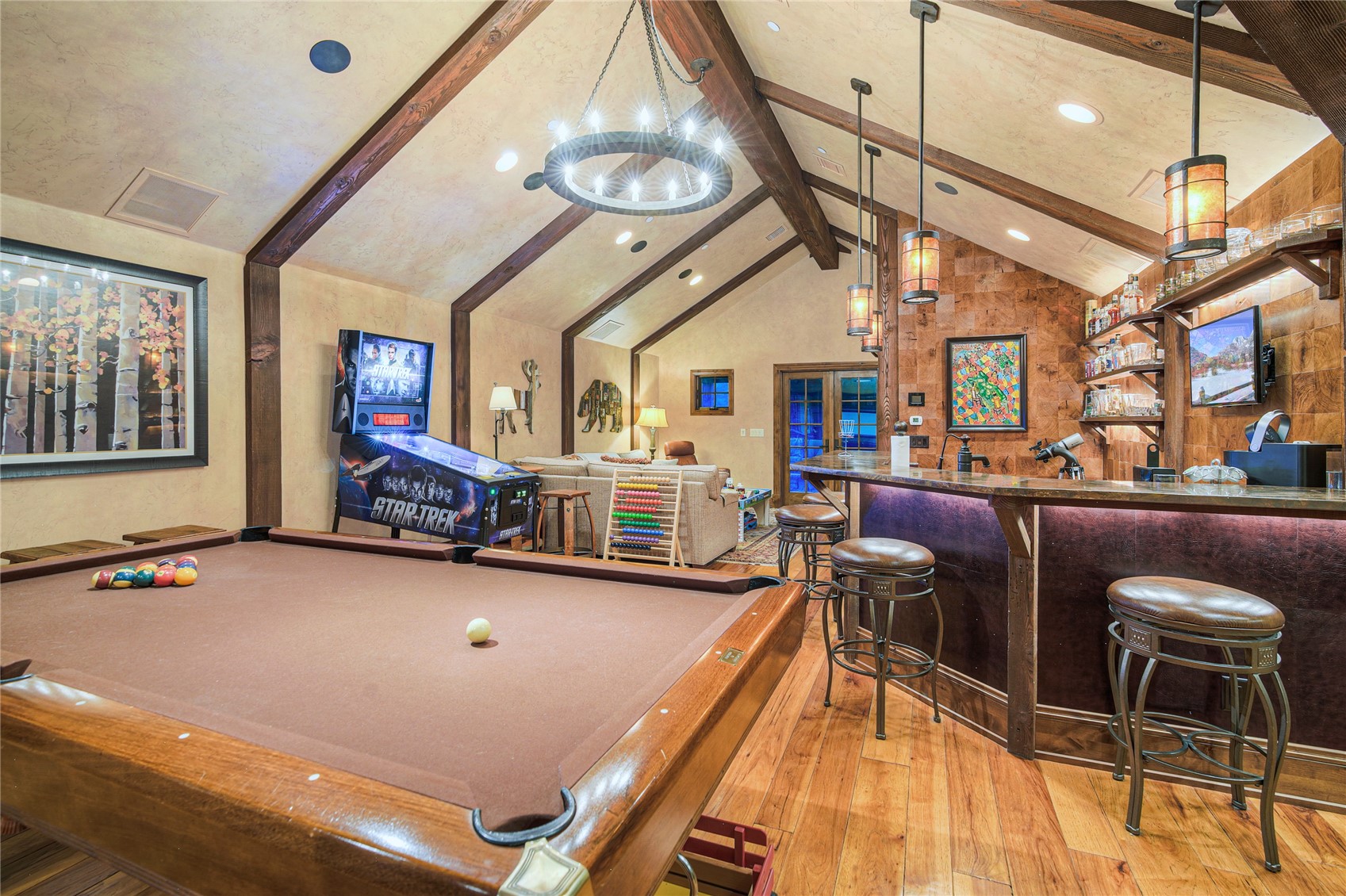 327 Peerless DRIVE