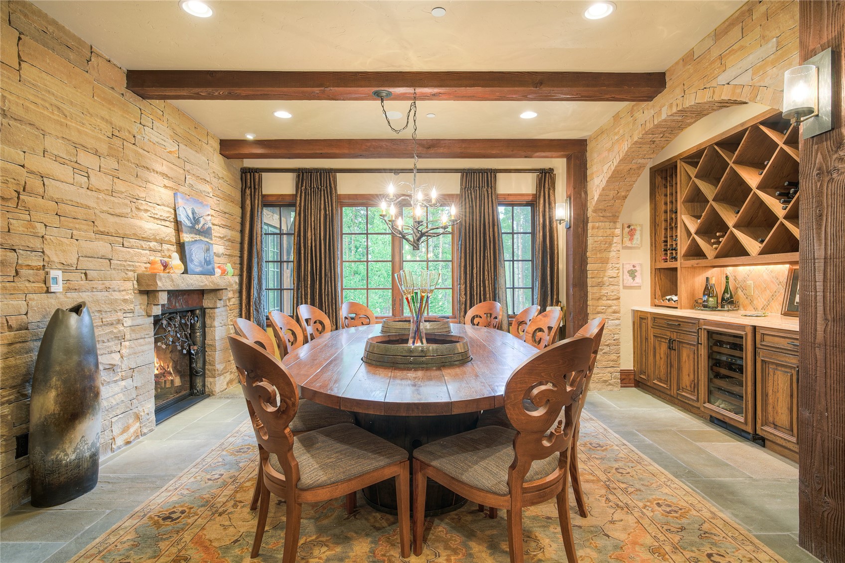 327 Peerless DRIVE