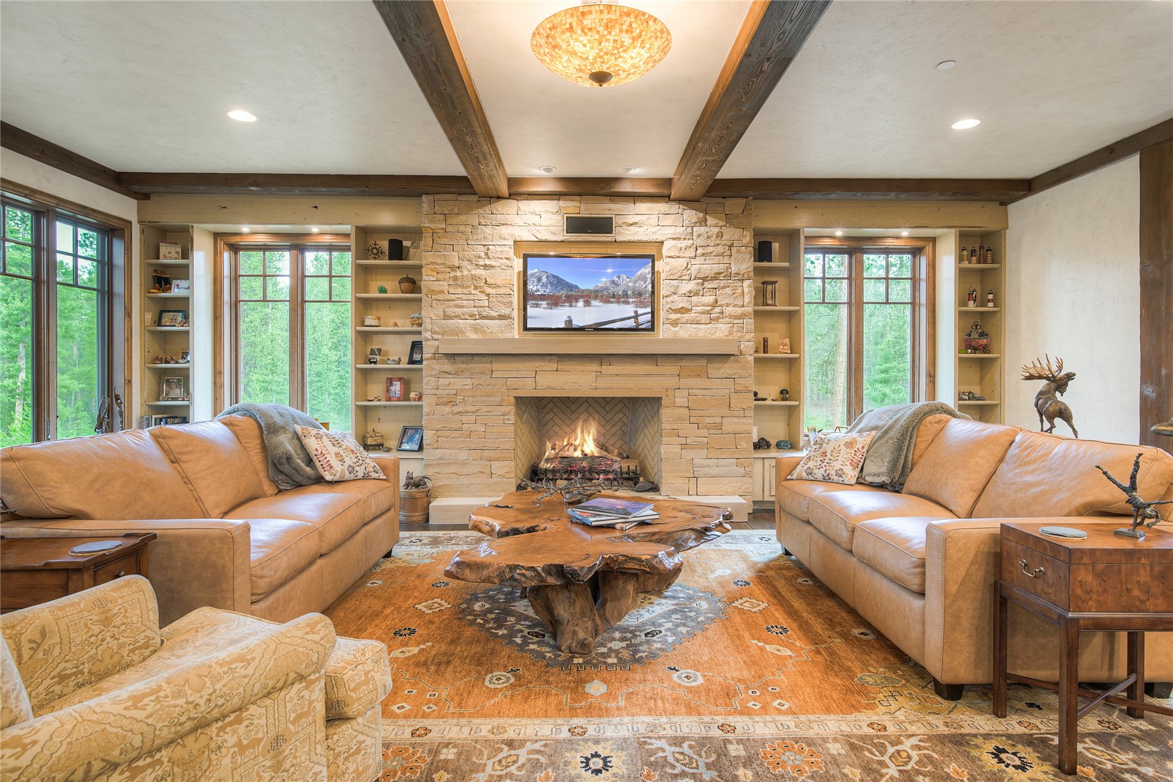 327 Peerless DRIVE