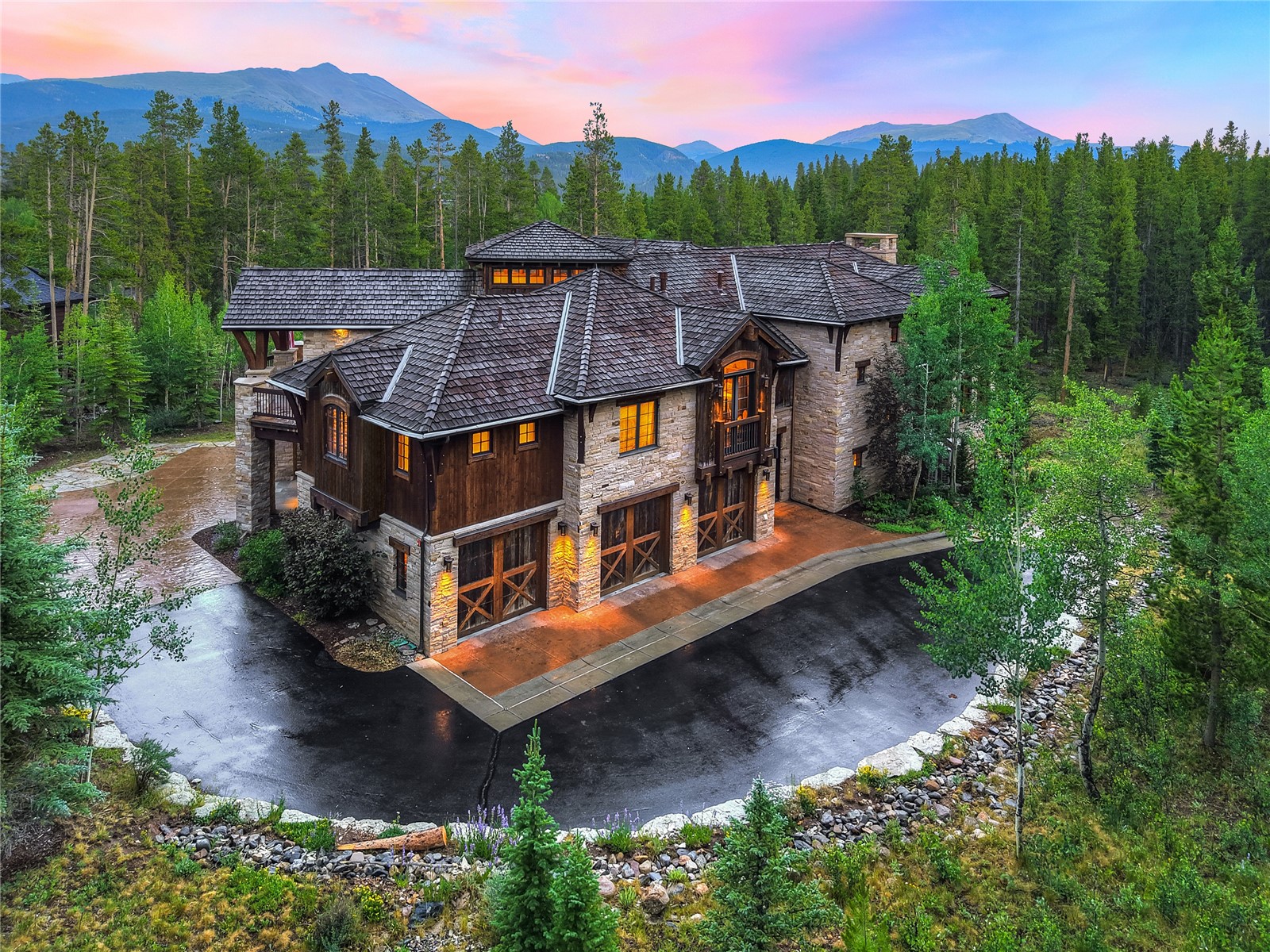 327 Peerless DRIVE