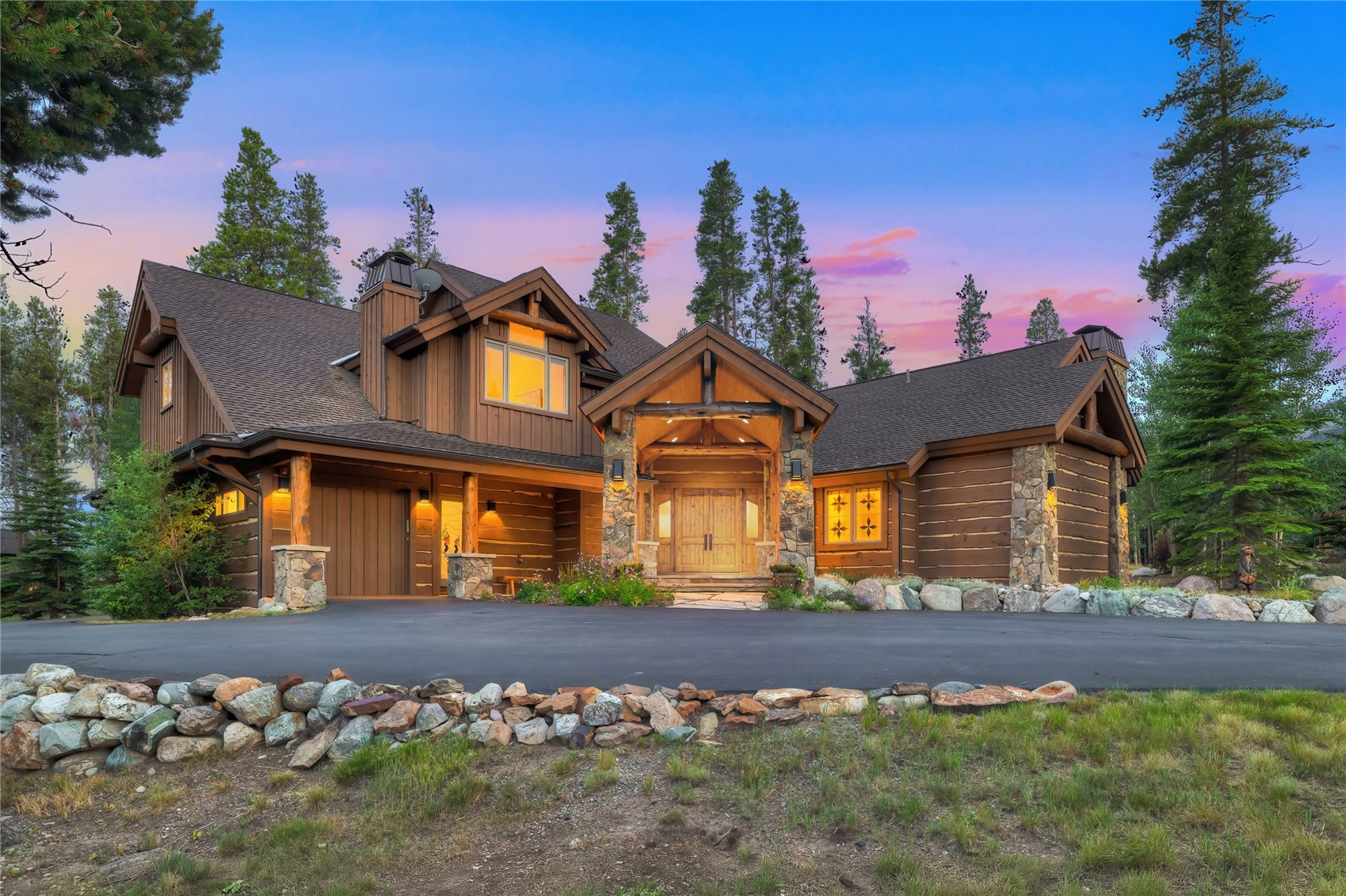 45 Lomax DRIVE
