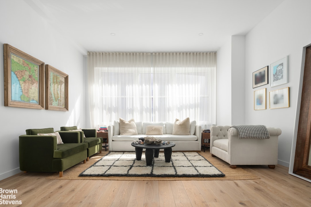 448 GREENWICH Street 2