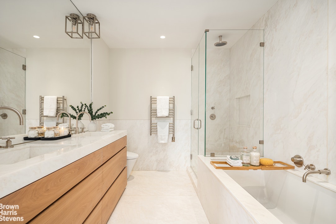 124 HUDSON Street 7B