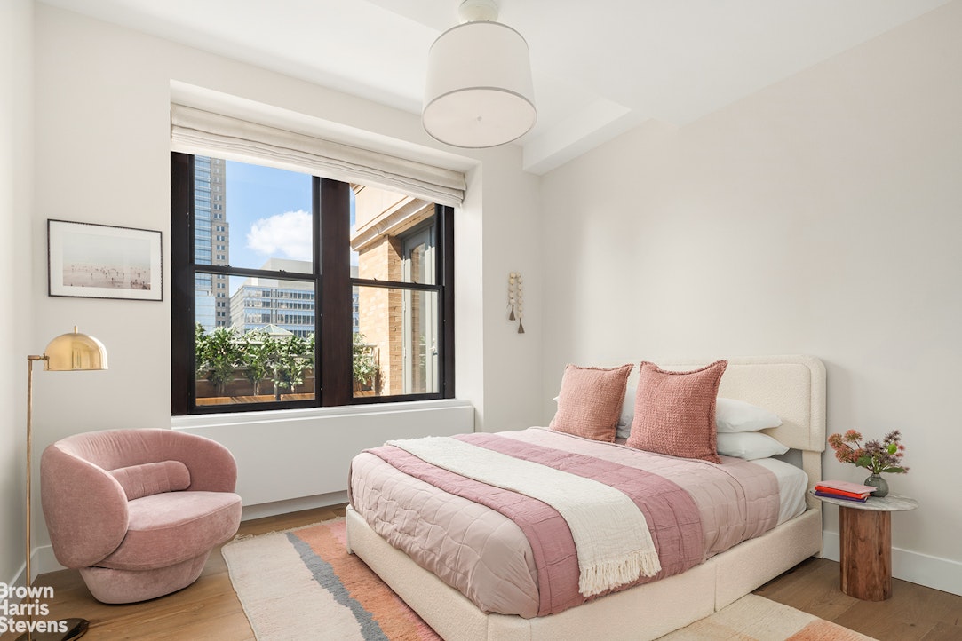 124 HUDSON Street 7B