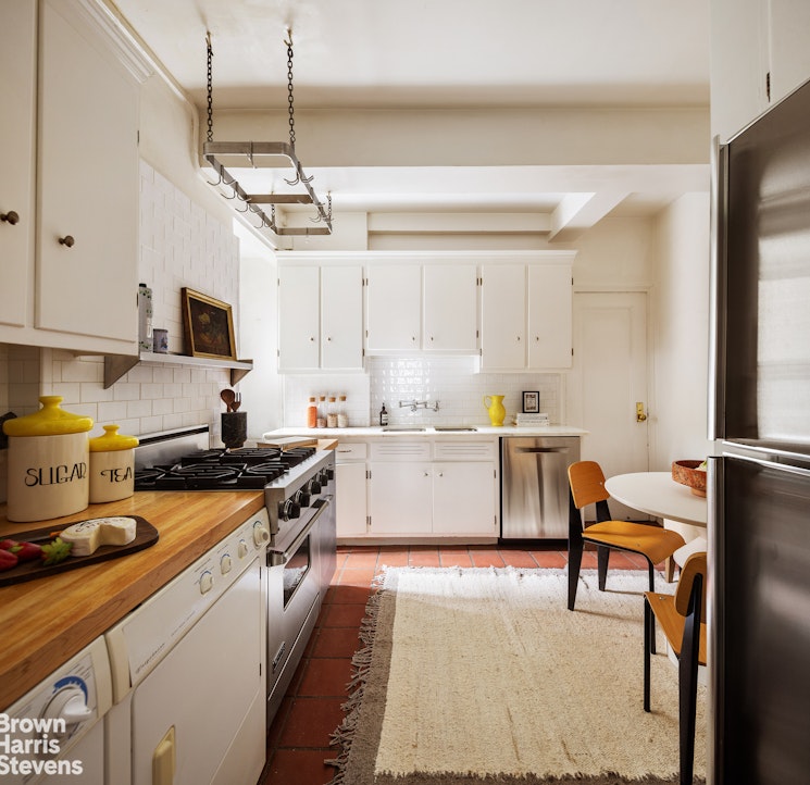 1 PIERREPONT Street 2B