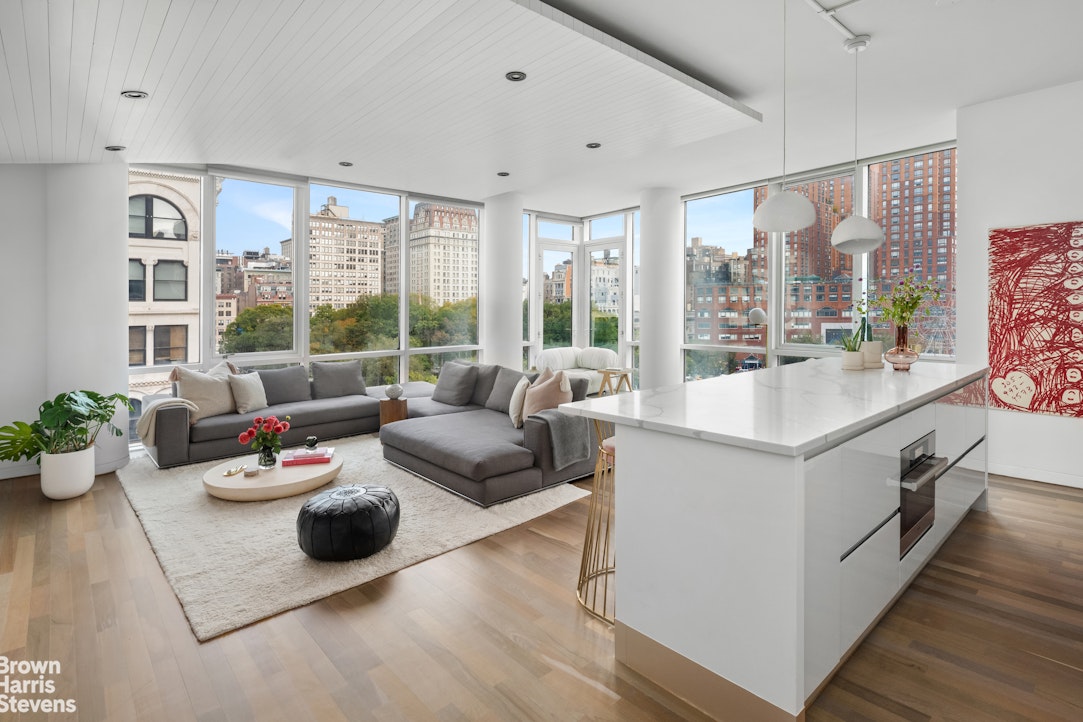 8 UNION Square S 6A