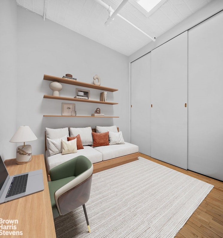 431 W BROADWAY 5N