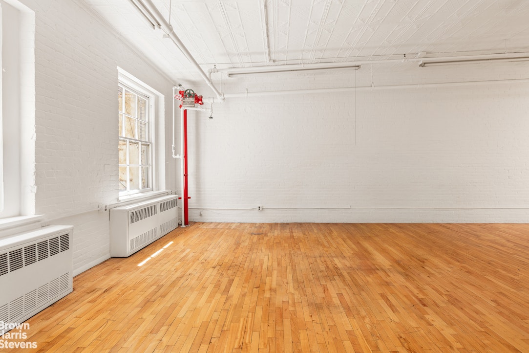 431 W BROADWAY 5N
