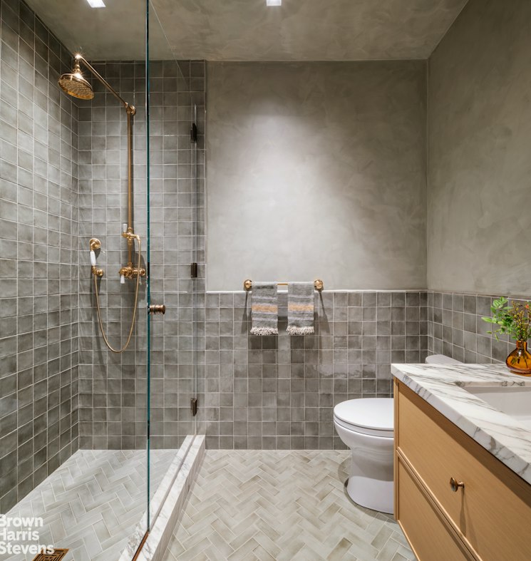 124 HUDSON Street 3B