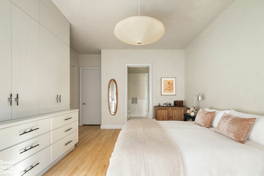 124 HUDSON Street 3B