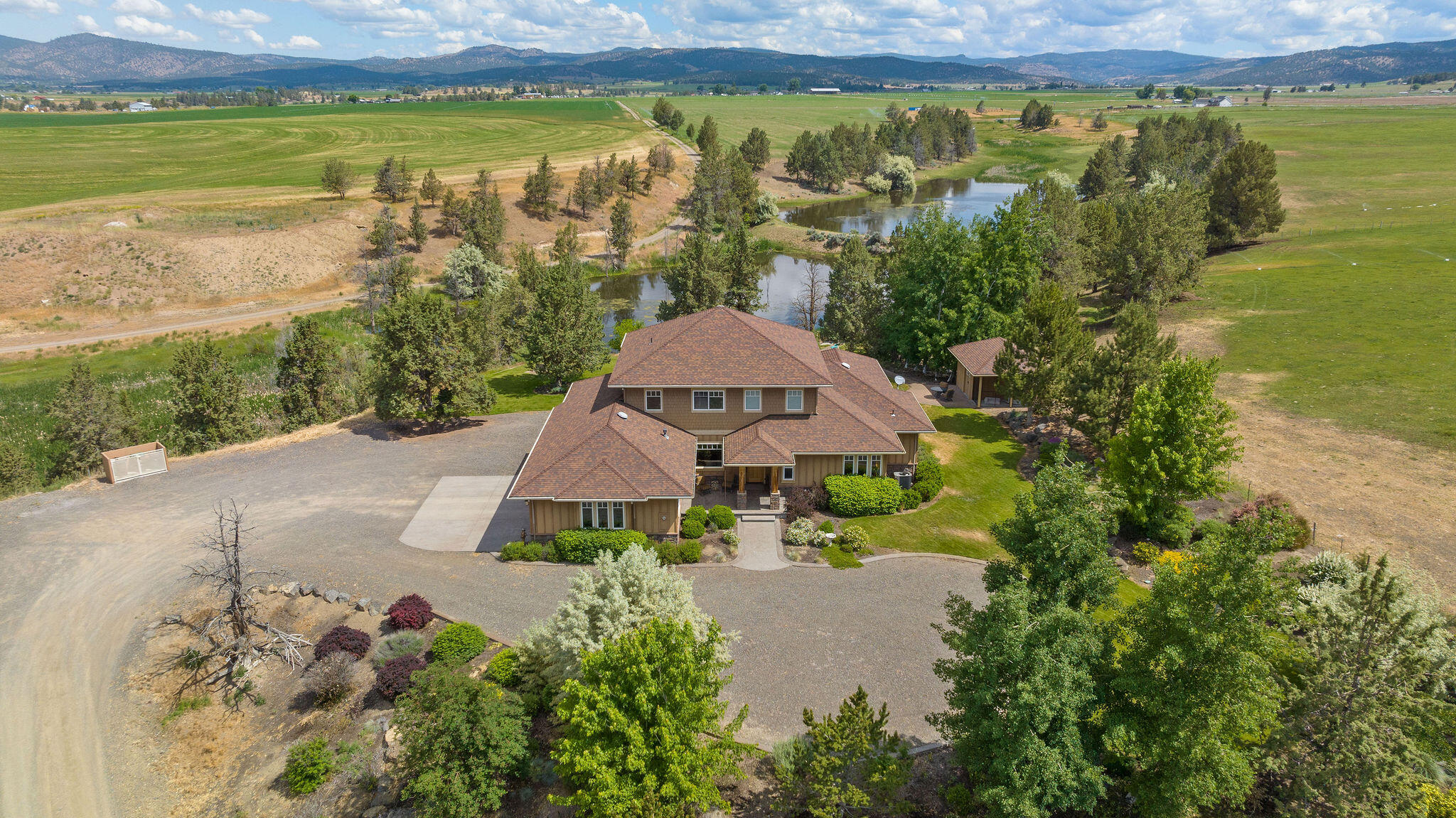 2620 NW Ritches Lane