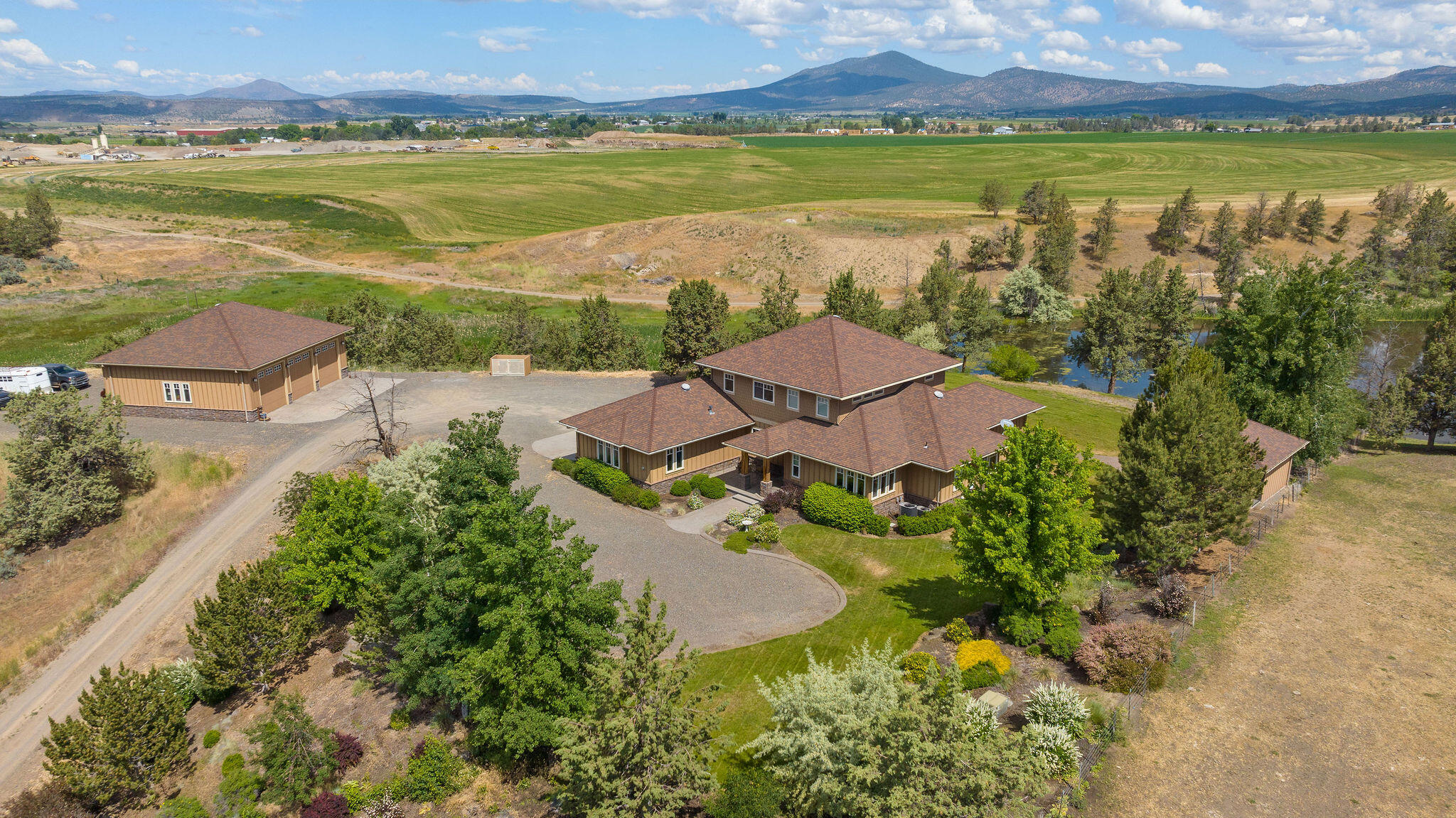 2620 NW Ritches Lane