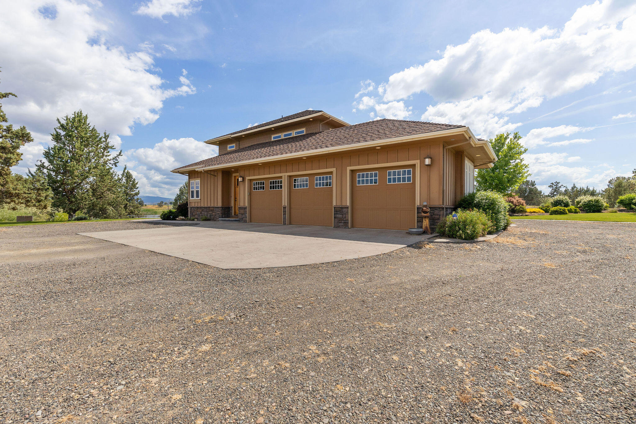 2620 NW Ritches Lane