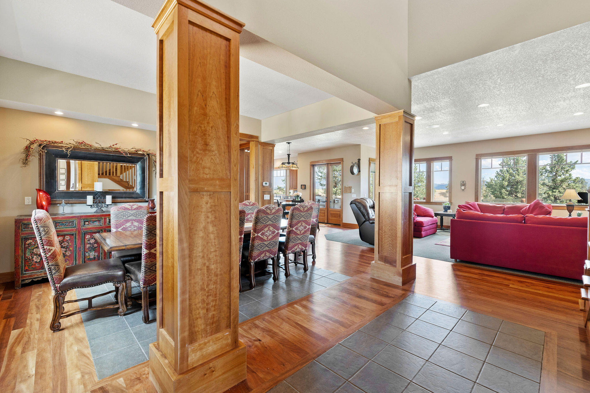 2620 NW Ritches Lane