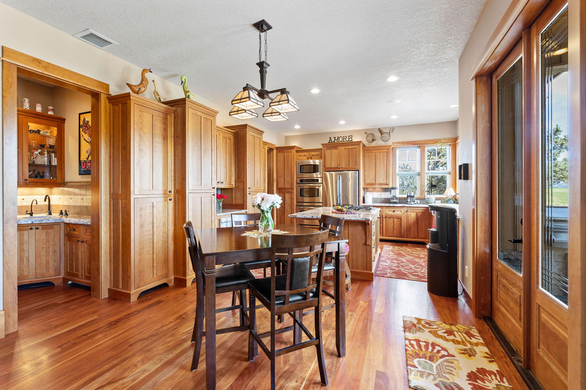 2620 NW Ritches Lane