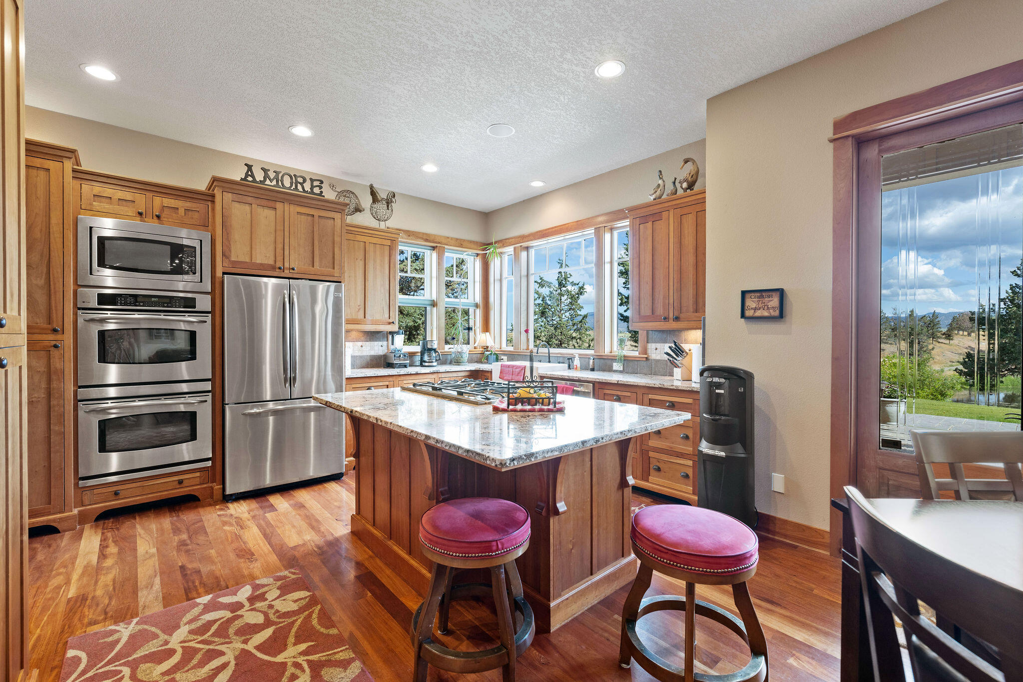 2620 NW Ritches Lane