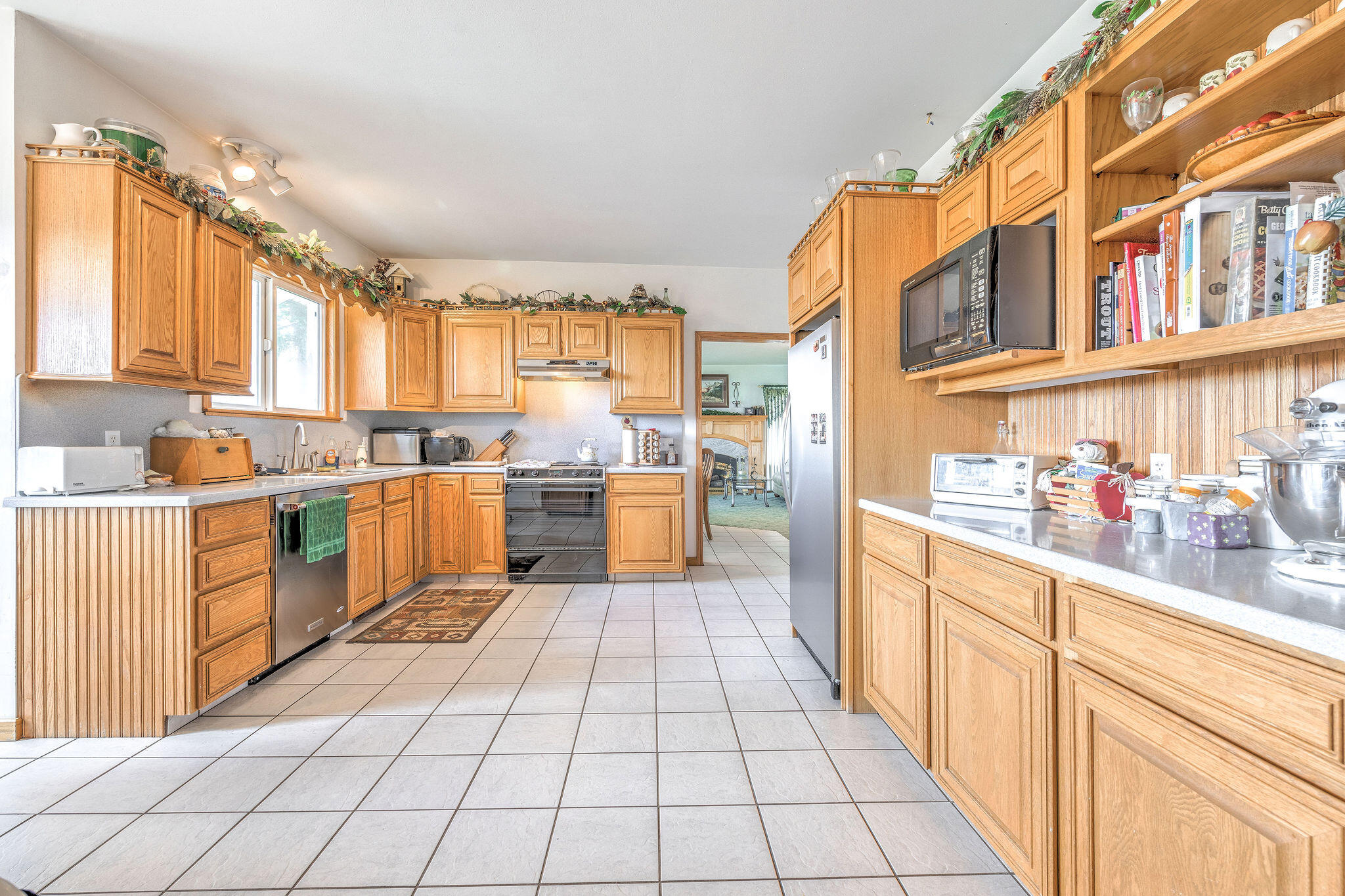 15648 Hwy 126