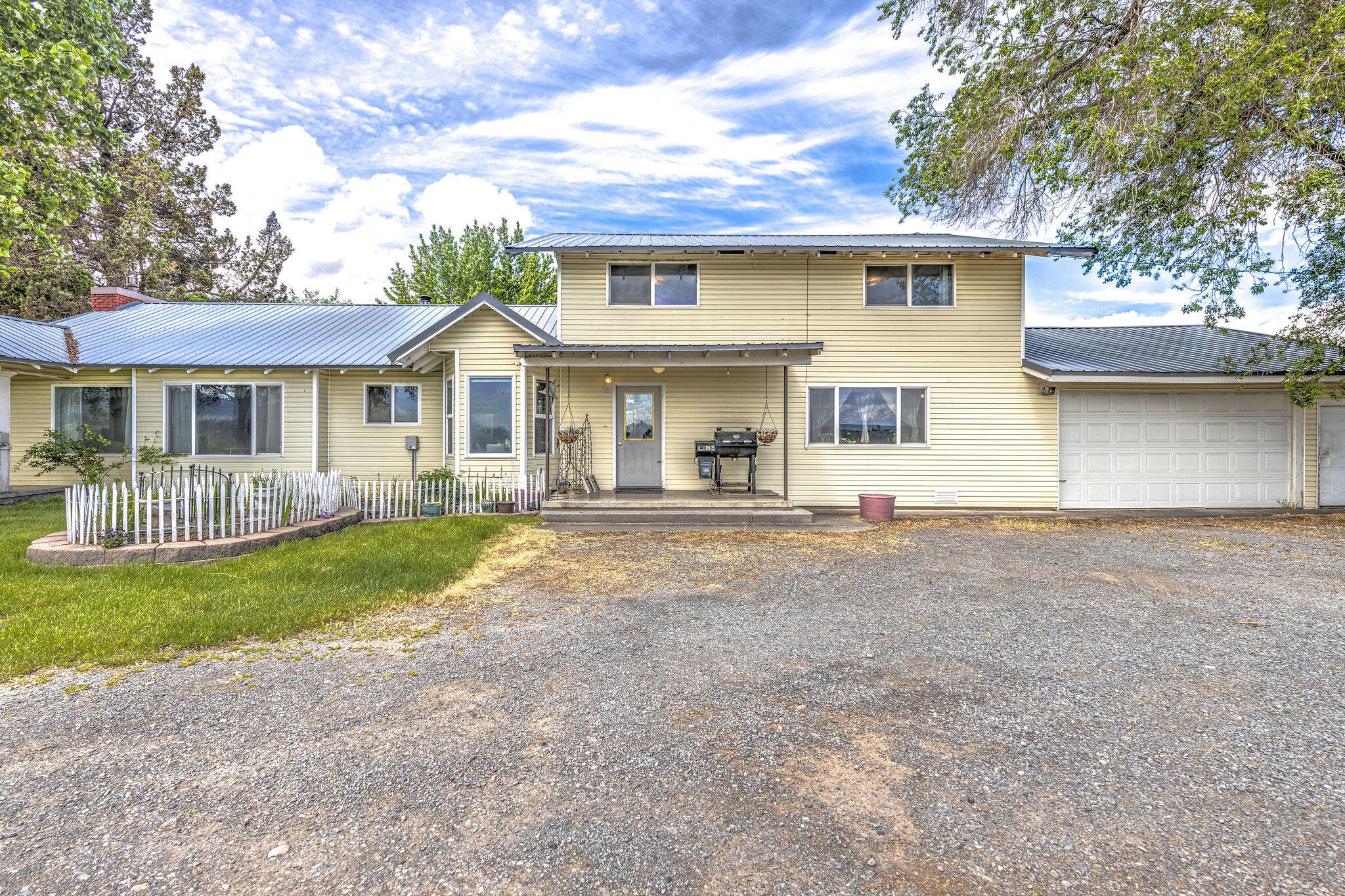 15648 Hwy 126