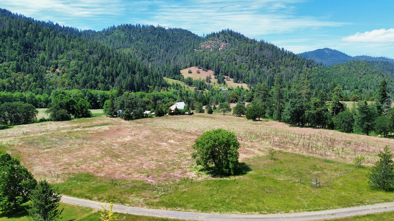 6901 Thompson Creek Road