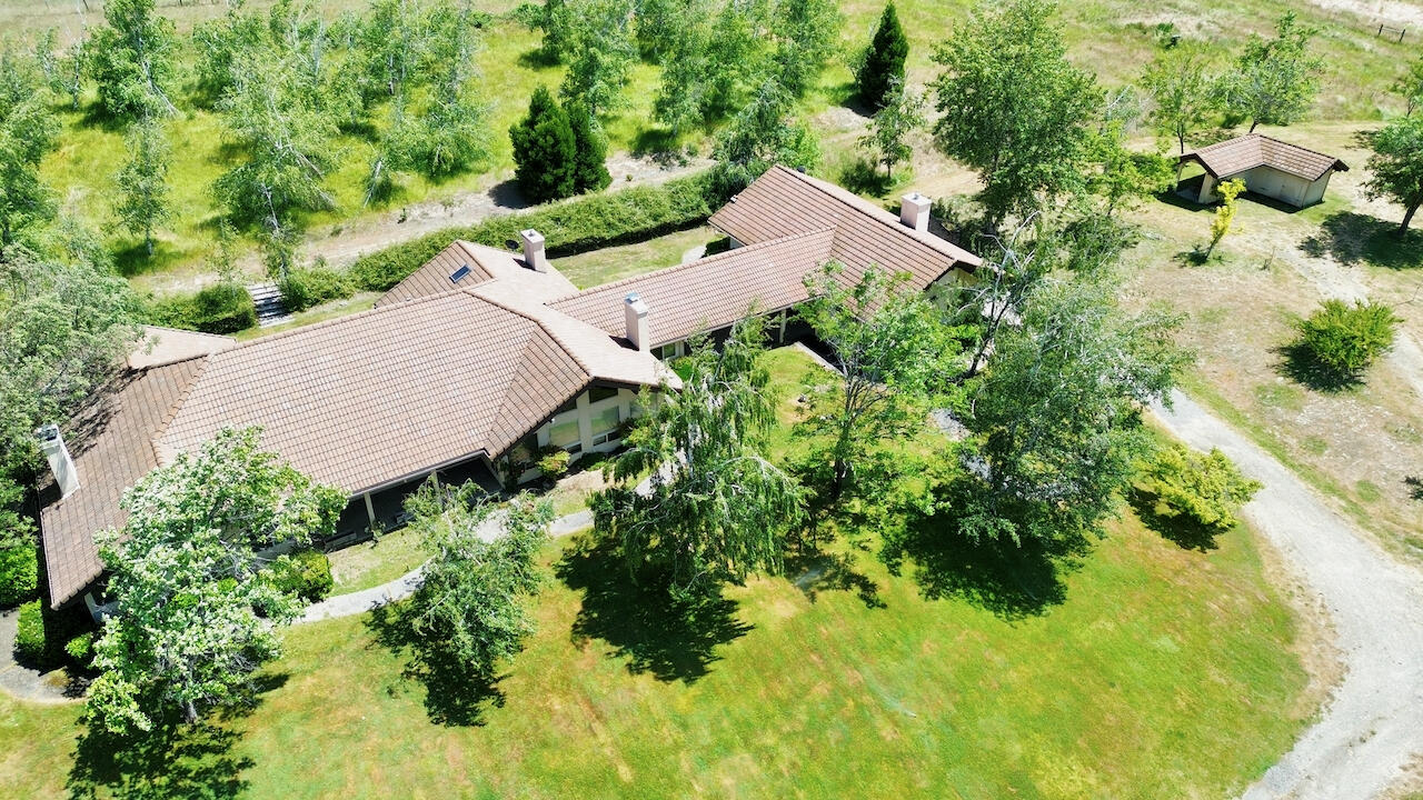 6901 Thompson Creek Road