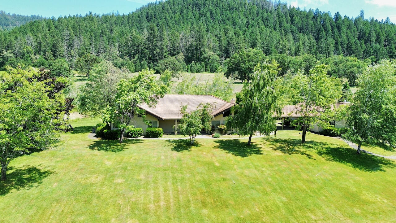 6901 Thompson Creek Road