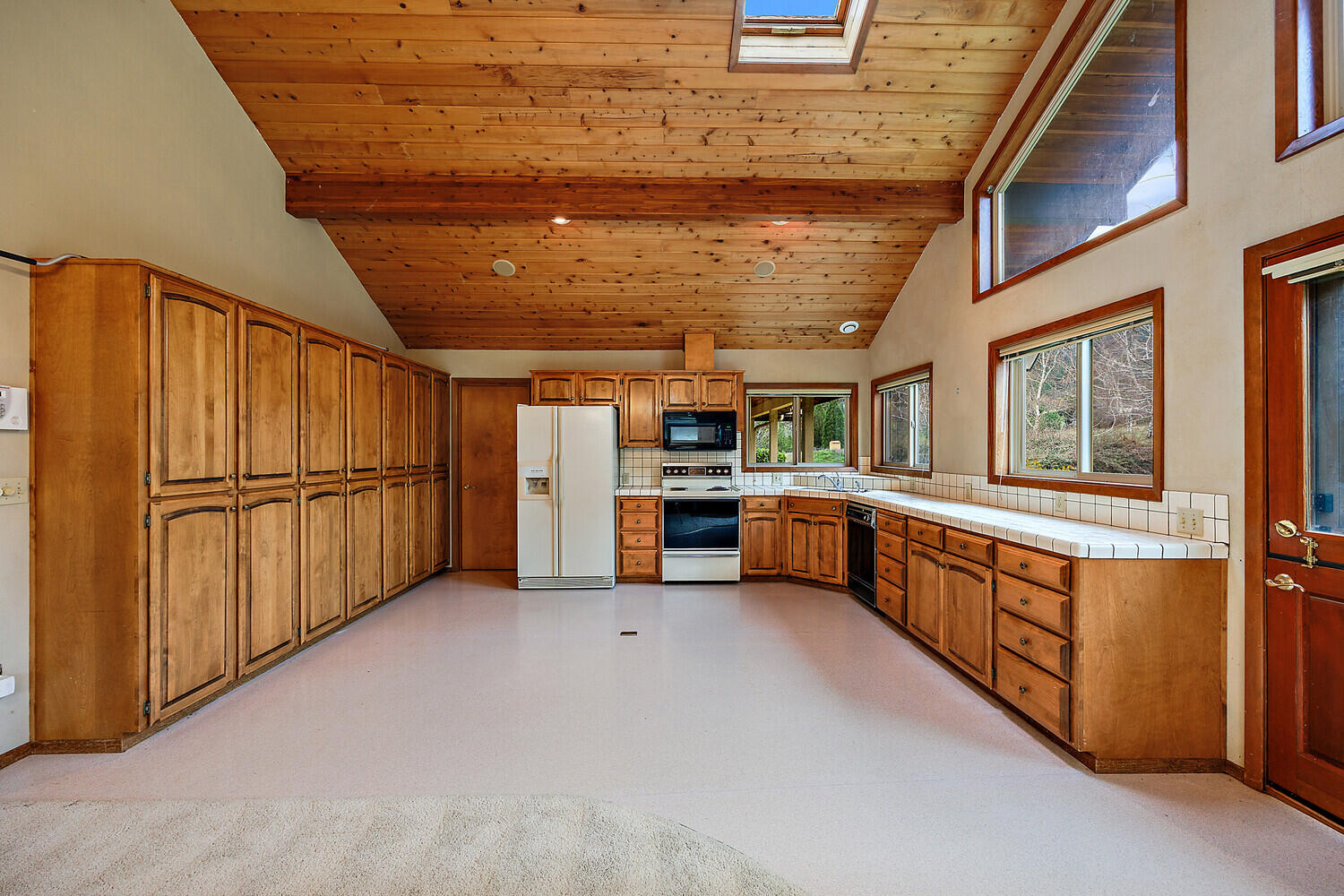 6901 Thompson Creek Road