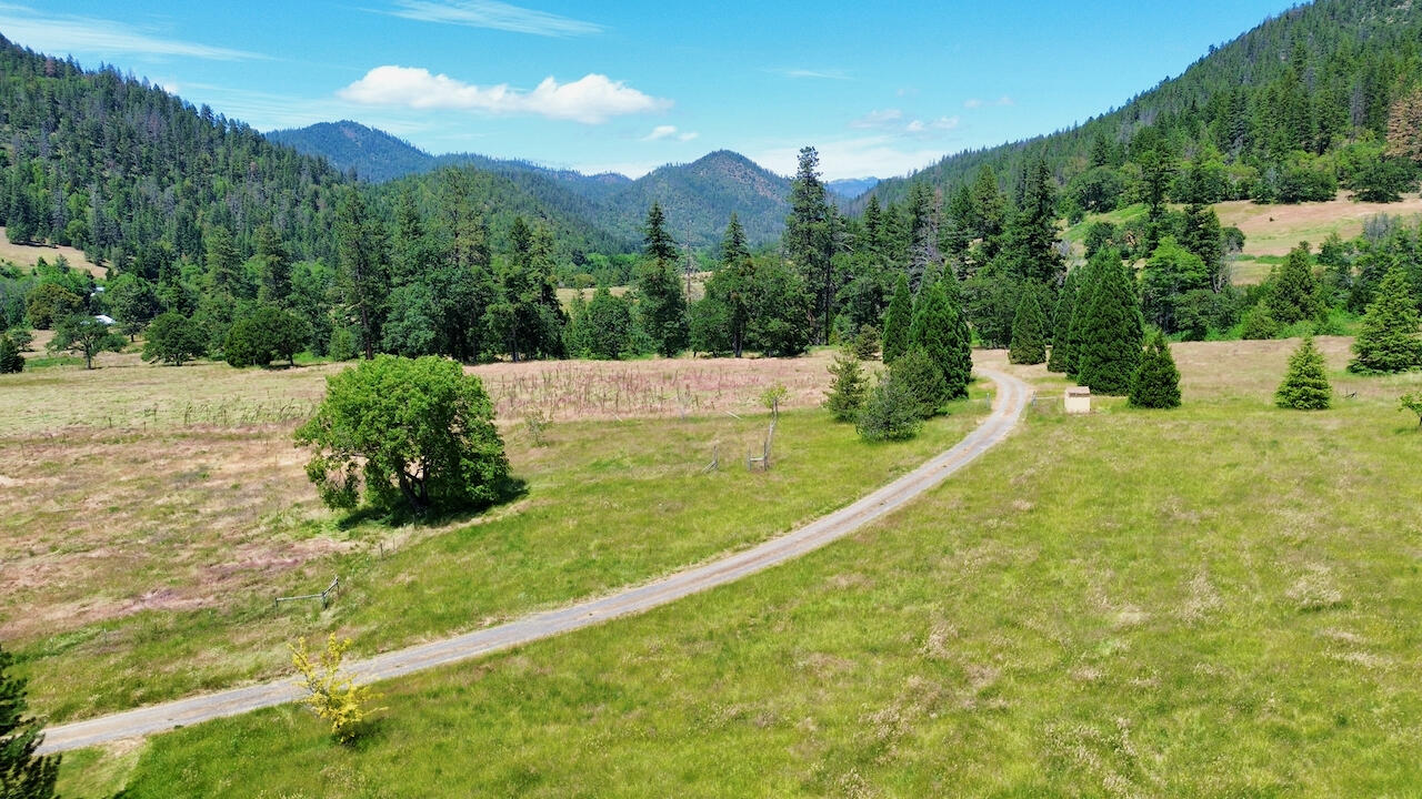 6901 Thompson Creek Road