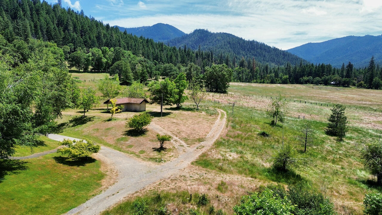 6901 Thompson Creek Road