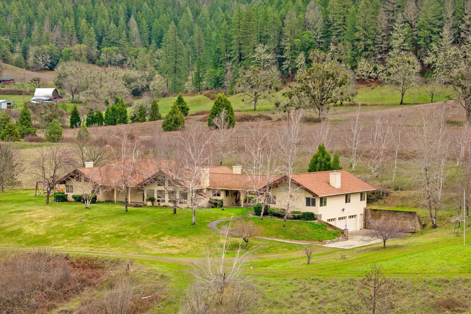 6901 Thompson Creek Road