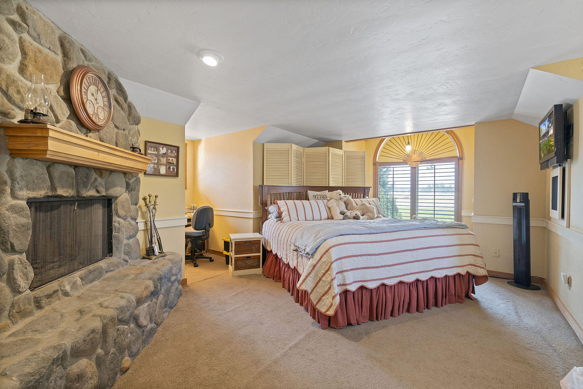 65160 Highland Road