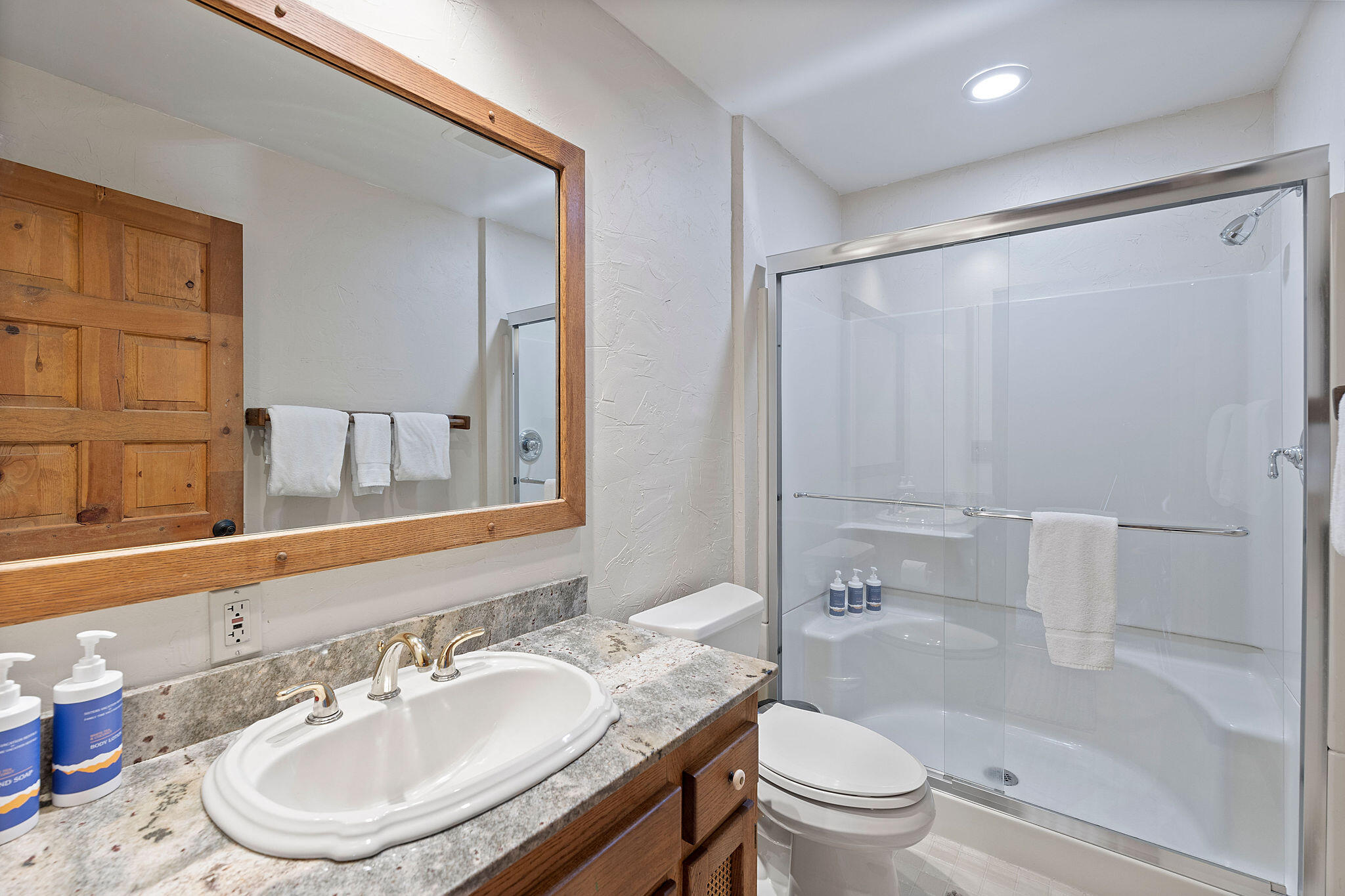 18080 Wanona Road