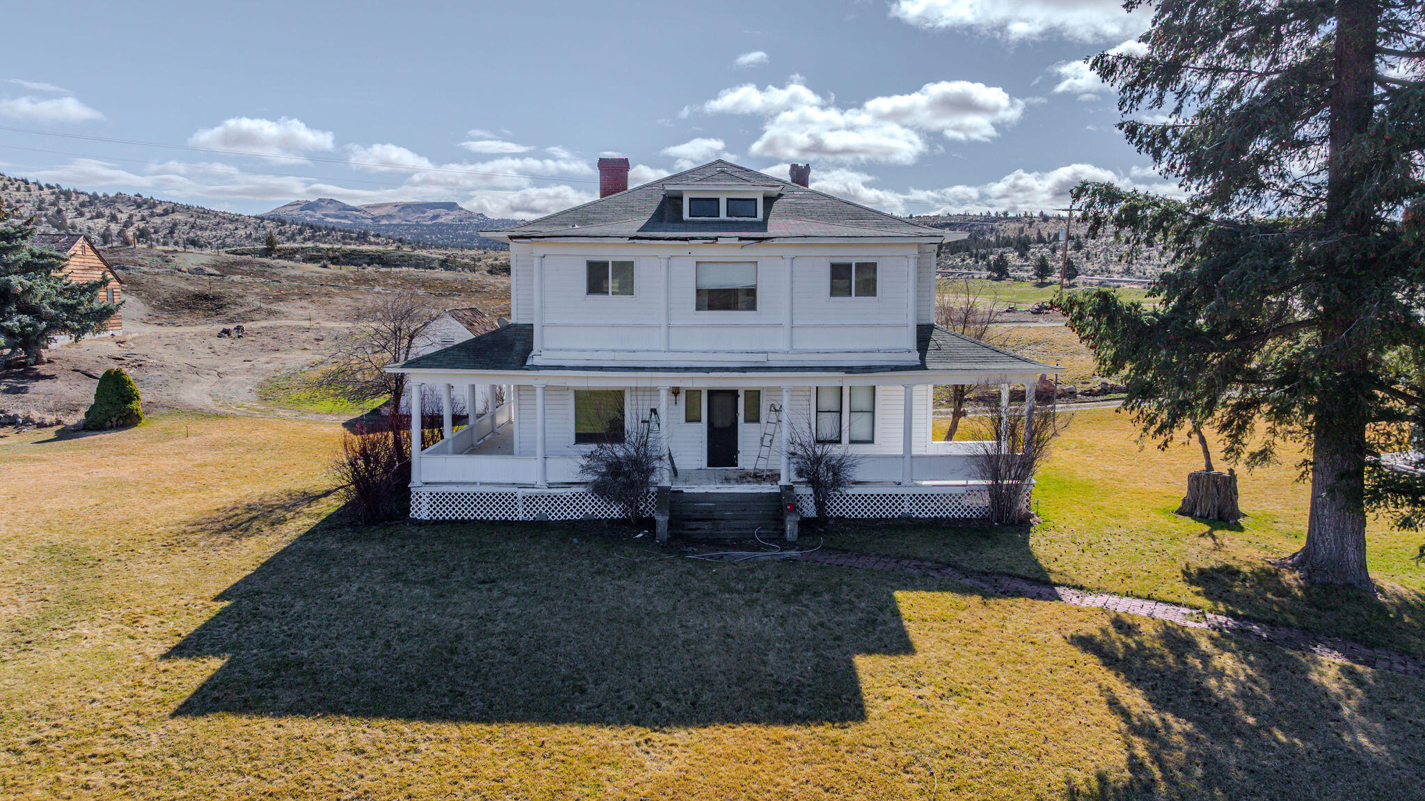 12230 NE Hwy 97