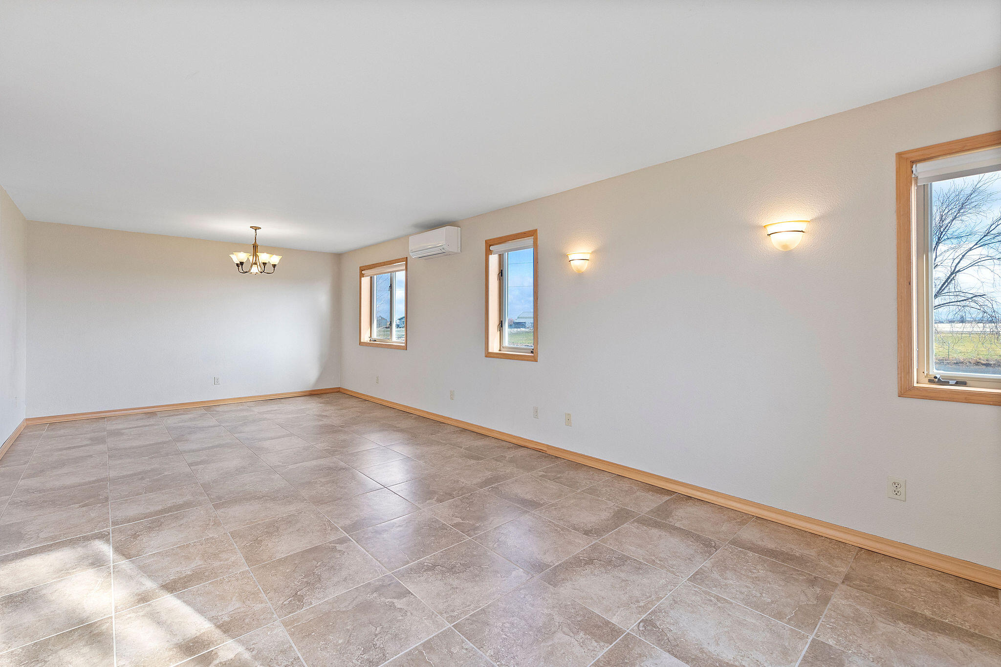 2490 NW Deschutes Drive