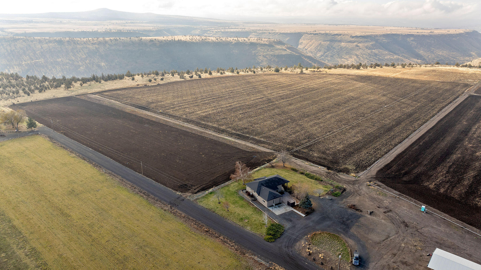 2490 NW Deschutes Drive