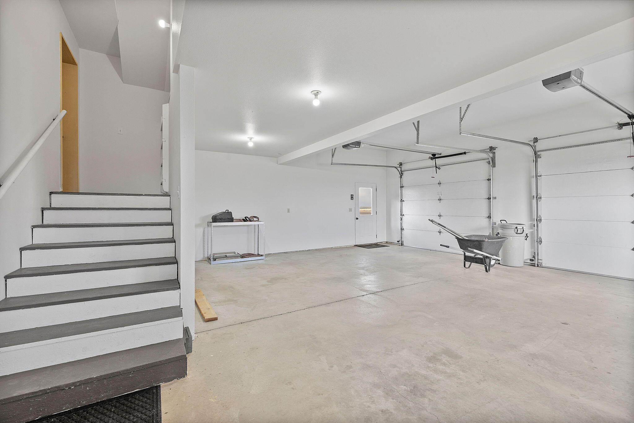 2490 NW Deschutes Drive
