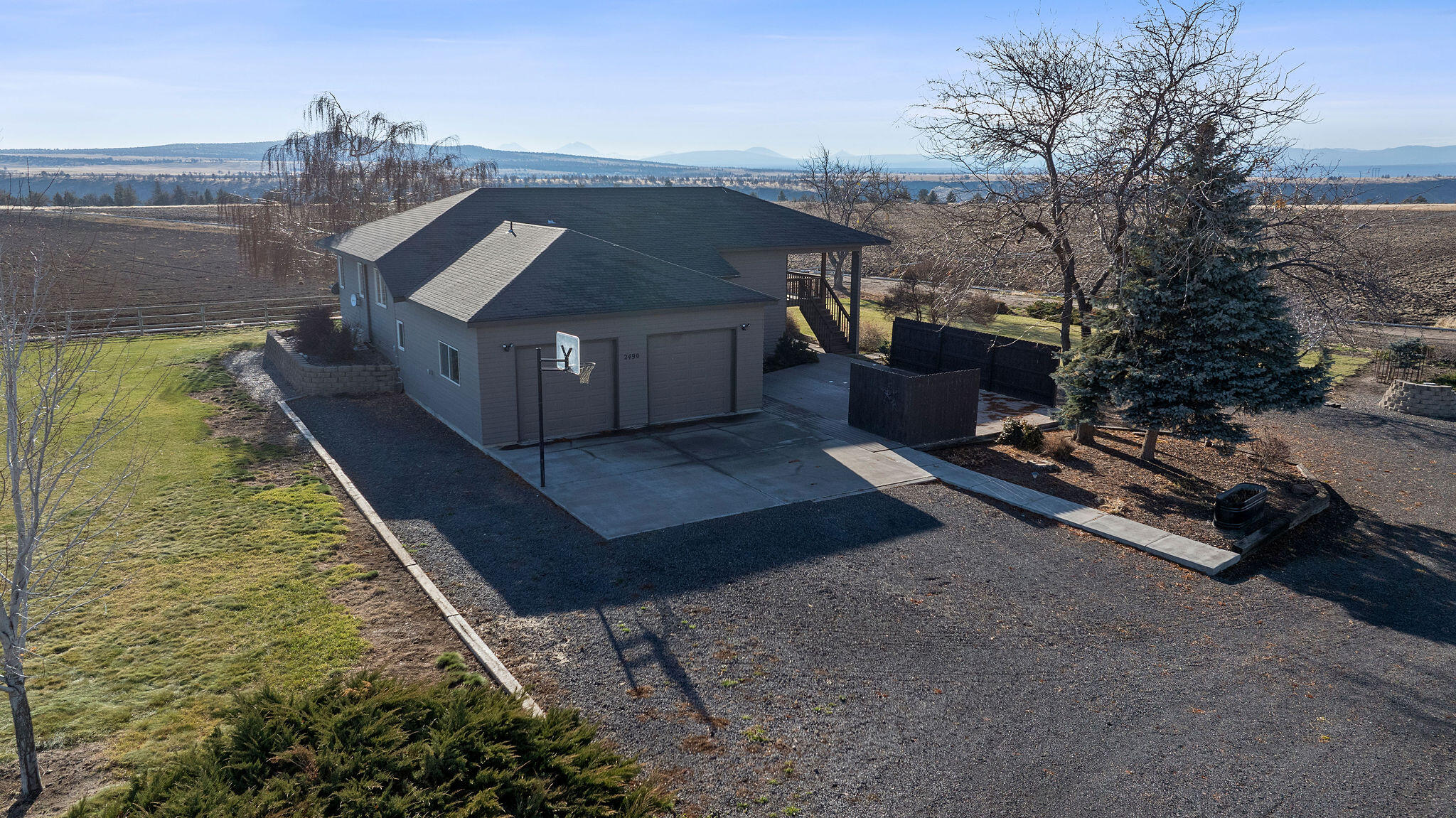 2490 NW Deschutes Drive