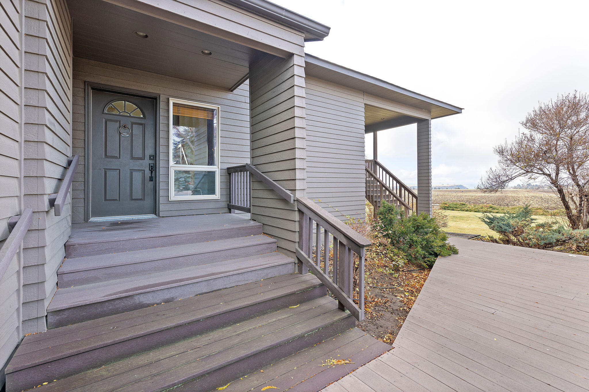 2490 NW Deschutes Drive