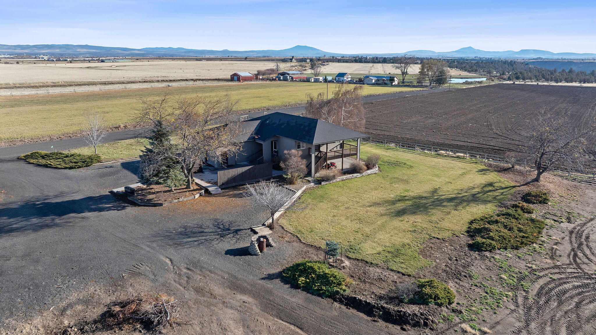 2490 NW Deschutes Drive