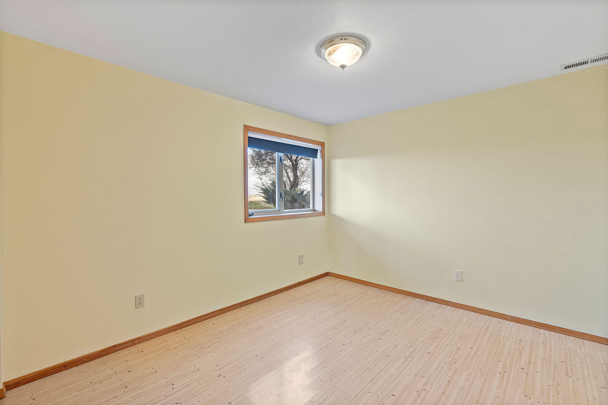 2490 NW Deschutes Drive