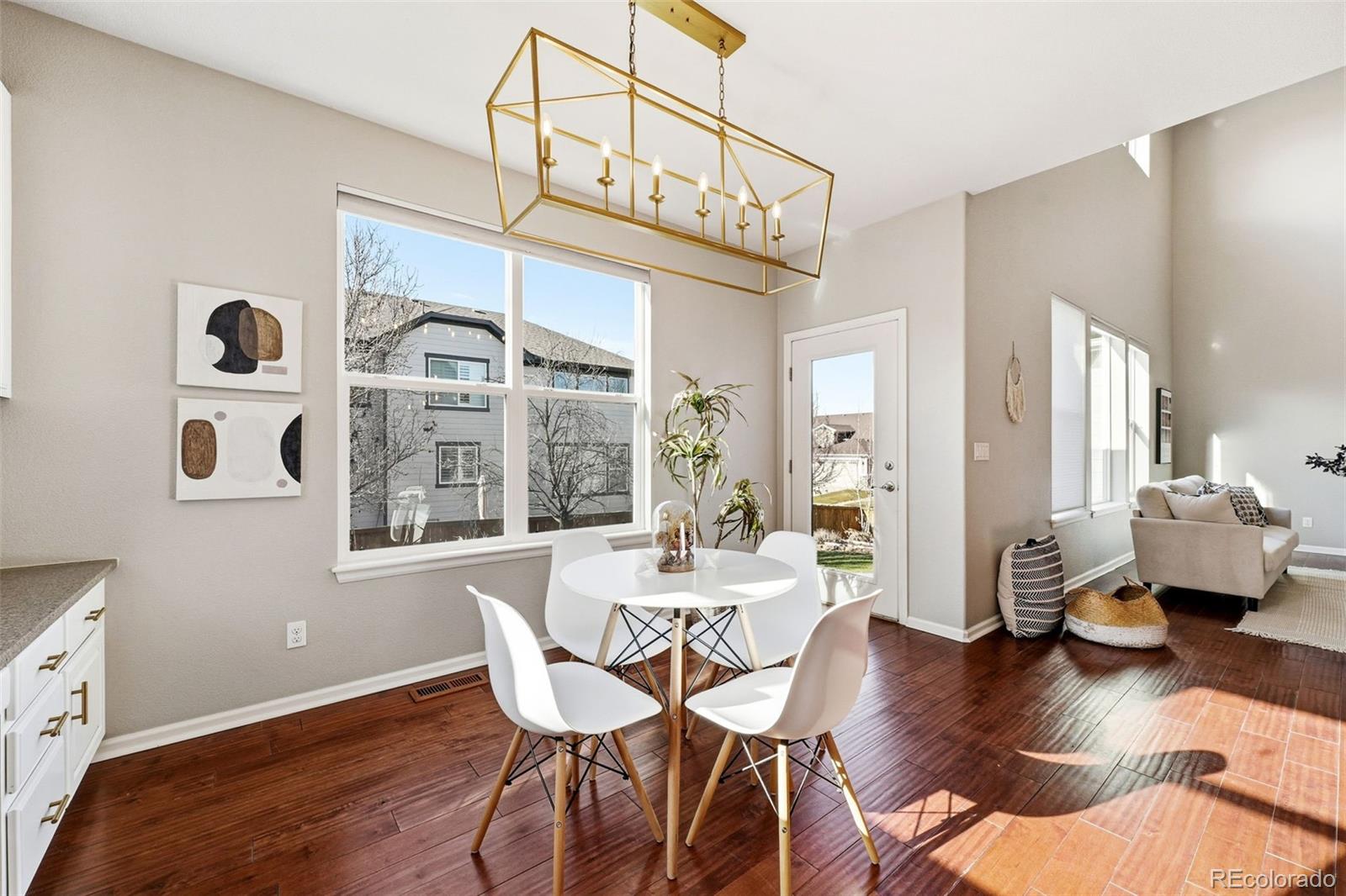 15193 St Paul Street