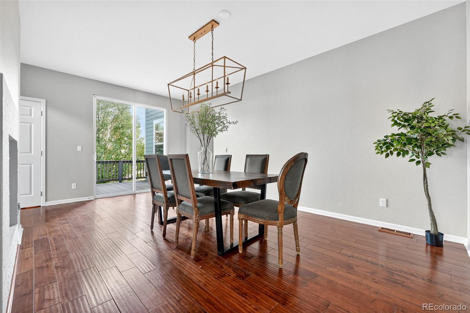 15193 St Paul Street