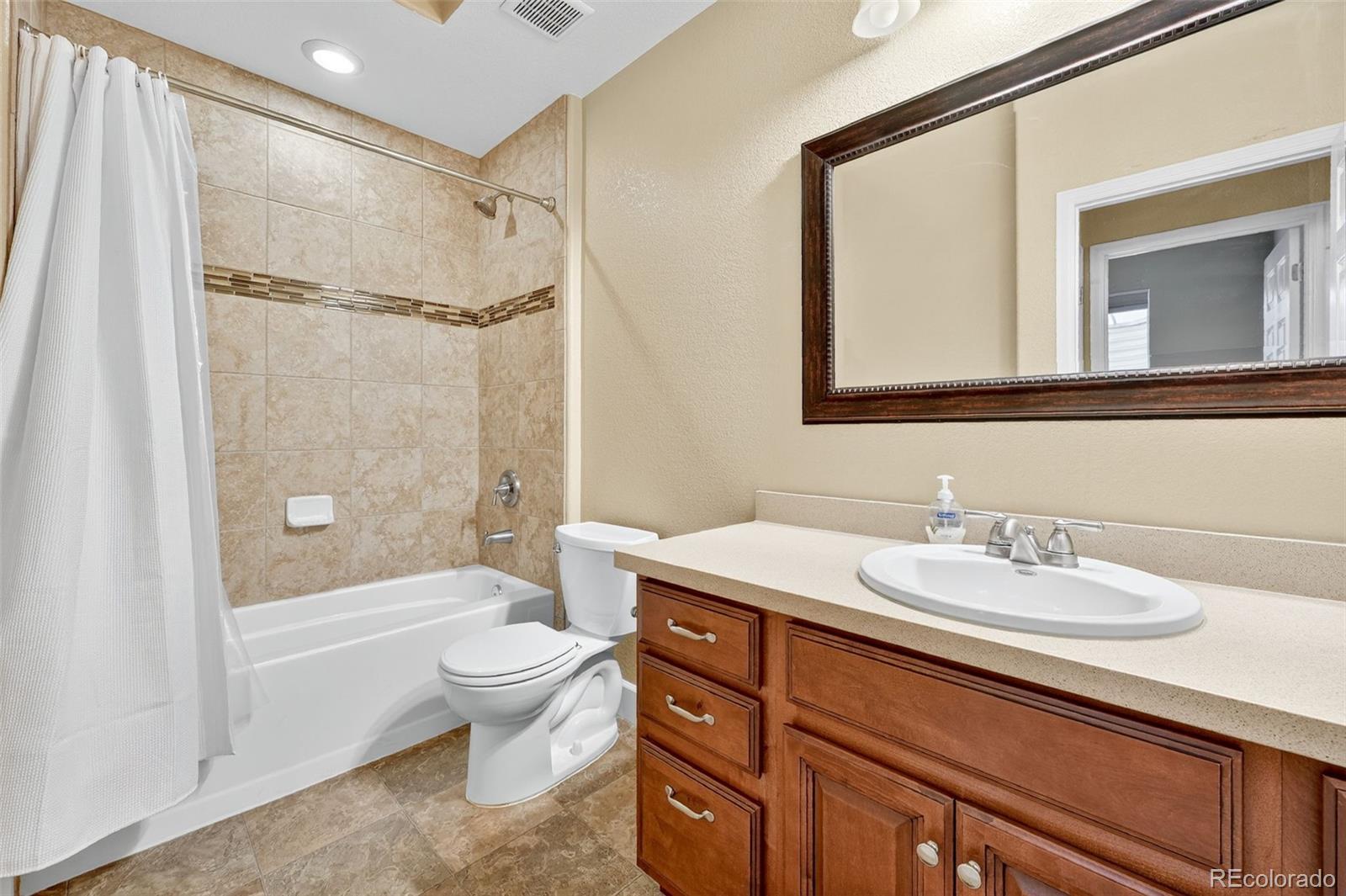 15193 St Paul Street